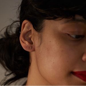 Catbird Little Secret Stud, Yellow Gold (2 studs)